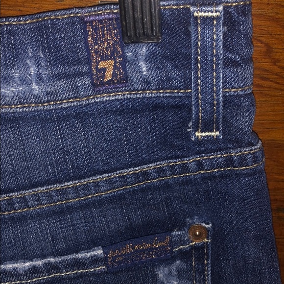 Ripped shorts - Picture 3 of 5